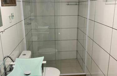 Casa espaçosa com Piscina próximo a Praia e lagoa - Foto 17