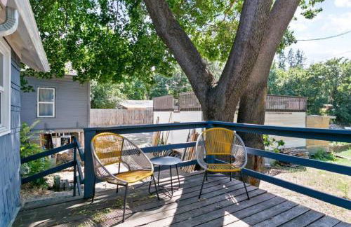 Quaint South Hill Home w Luxury King Bed and Wifi - Foto 25