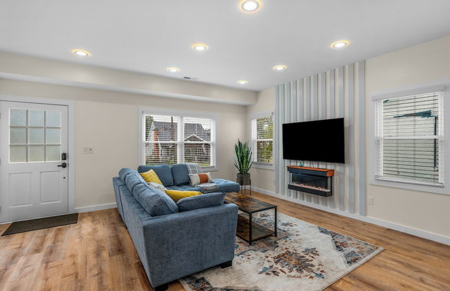 Stylish 4BR Haven Backyard and Fire Pit - Foto 19