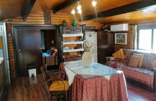 CABAÑA DE MADERA JUNTO AL LAGO LAS JARAS - Foto 17