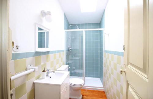 Casa 11 Cravos by LovelyStay - Foto 30