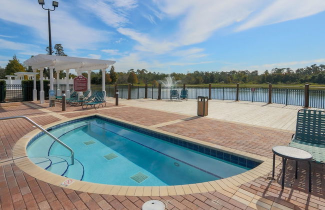 Near Theme Parks! Gorgeous 3 BR Town Home, Splash Park, Pool, Lake, And More! - Foto 22