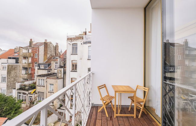 New Apartment Center of Trendy St Gille - Photo 20