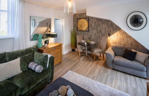 Character, Comfort and Convenience, No 5 Rosedene Mews - Foto 3