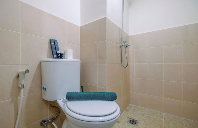 Comfortable 2BR Apartment at Podomoro Golf View - Photo 19