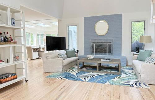 Amazing Southampton Home with Private Heated Pool - Foto 15