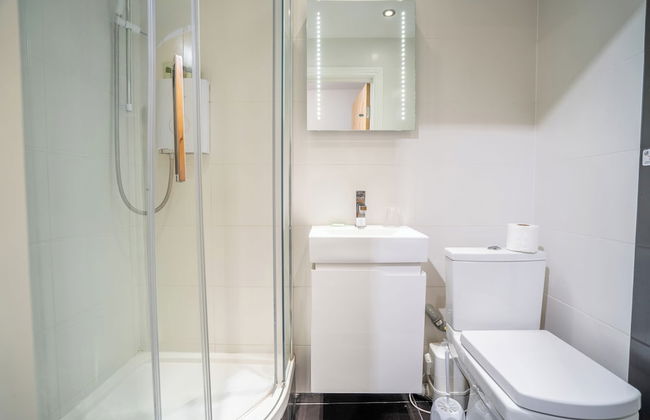 Pod Rooms - Nell Gwynn House Apartments - Photo 79