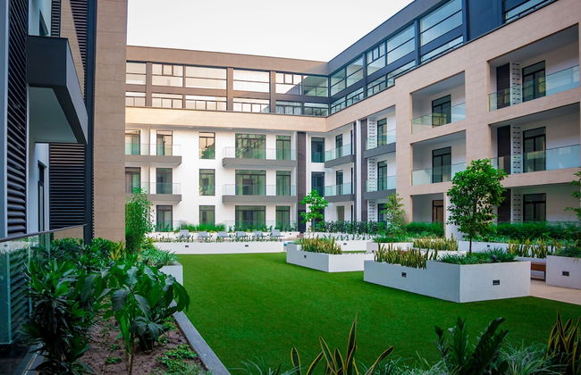 Embassy Gardens Premier Suites - Photo 74