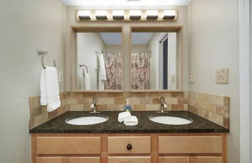 Walk to All-2King Beds-3BA-Washer-Dryer-Highlands - Foto 17