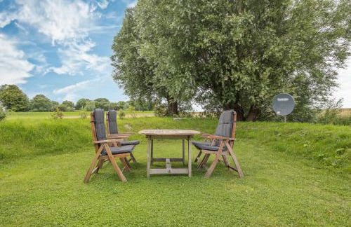 Idyllische kleine Reetdachkate mit Blick über die Felder - Kamin, Terrasse & Privatparkplatz - Foto 15