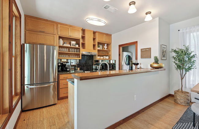 Urban Cowboy Villas - Heart of 704 - Foto 33