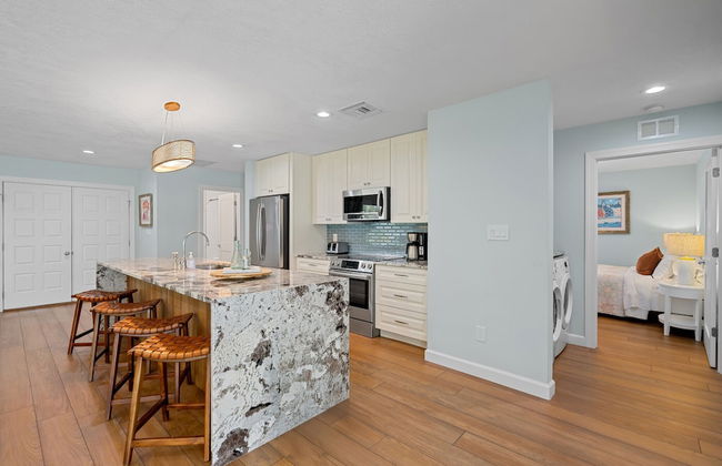 Rovigo Vacation Rental: Spacious Retreat with Panoramic Lake Views in Kings Lake. 4-BR, 4-Bathroom Home with Private Pool, just 3.4 Miles from the Vibrant Fifth Avenue South and Naples Attractions - Foto 11