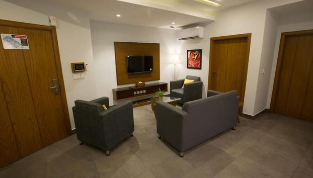 Space Luxury Rental Suites - Foto 2, Zona de estar del vestíbulo