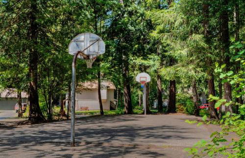 Brightwood Riverfront Getaway - Photo 22