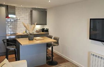 Rutland Point apartment Perfect for contractors plenty of parking - Foto 10