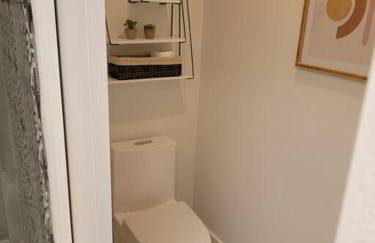 Upscale mid century on the green w Private Hot Tub - Foto 49