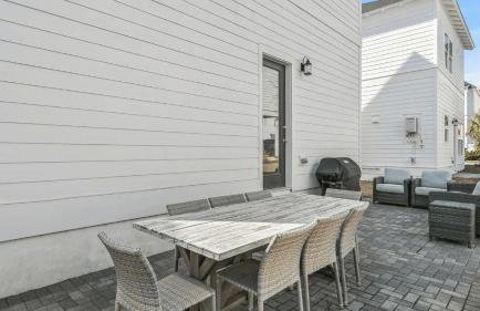 Nacho Beach House by Avantstay Inlet Beach Sleeps 10 + Pool - Photo 44