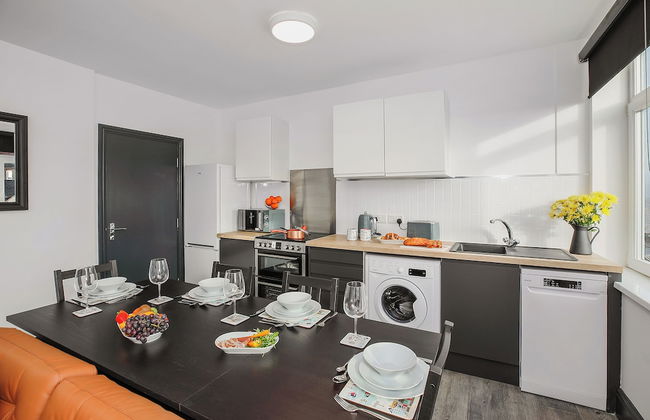 TYME Suites on Humber - Photo 16