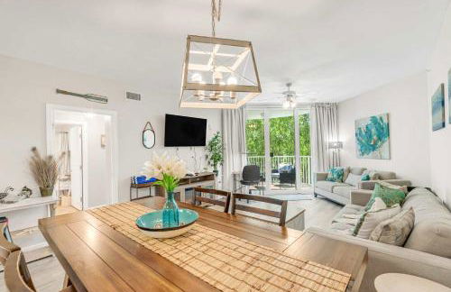 Coastal Haven Pools Restaurant & Beach Shuttle - Foto 33