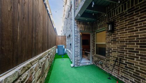 Luxury Oasis - Glam Decor, Putting Green, Arcade Fun & EV Station - Foto 5