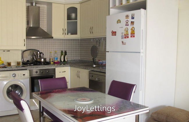 Villa SM05 by JoyLettings - Photo 4