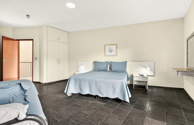 Grínberg's Village Hotel - Foto 12