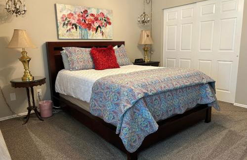 Betty's Place II - Photo 10