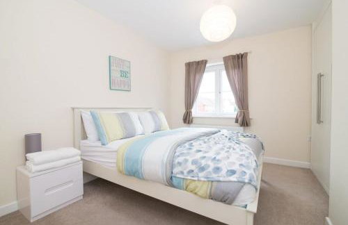 Lovely Two Bed detached house with Parking - Foto 5