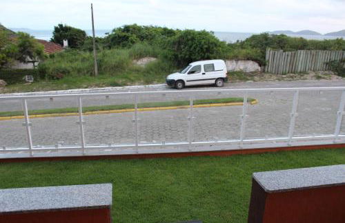 Praia de Quatro Ilhas a 50 metros do mar - Photo 17