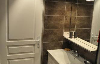 Charmant studio tout proche du port - Photo 9