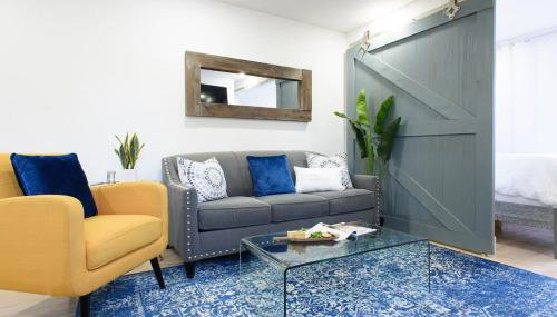75-5 Luxury 3BR Duplex W d Elevator bldg - Photo 3