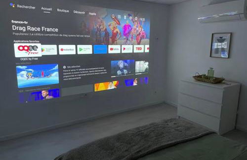 Logement jacuzzi privatif 5km du centre ville - Foto 12