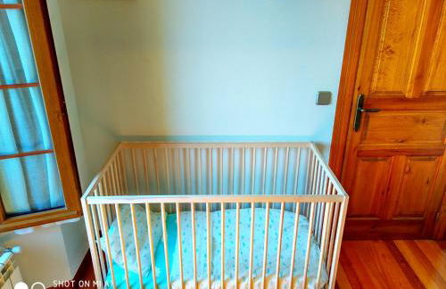 CASA AMPLIA CON JARDÍN Y APARCAMIENTO G-100147 - Foto 13