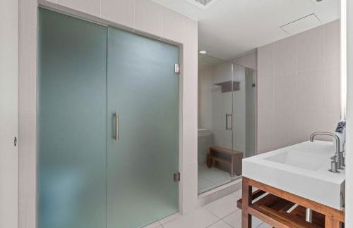 2BR Fort Lauderdale W Residence with Double Living Room, Ocean & Intercoastal Views, Brand New Sofas! - Foto 28