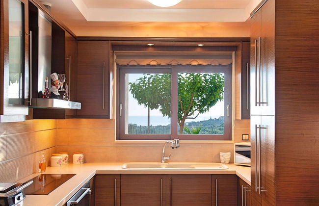 2 Villas Next to Each Other with Pool & Sea View - Foto 10