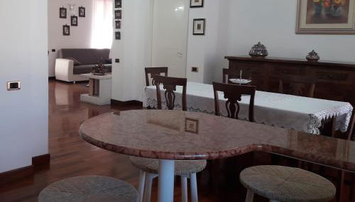 Villa Claudia indipendente con piscina ad uso esclusivo - Foto 3