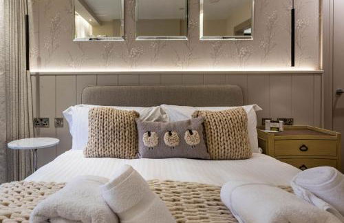 Arran Shores Luxury Shorefront Apartment 4 - Photo 11