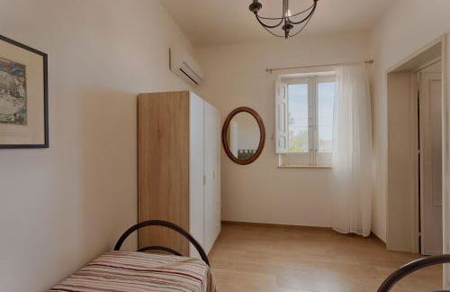 Dreamy Apartment with Veranda, Pool and Parking - Foto 15