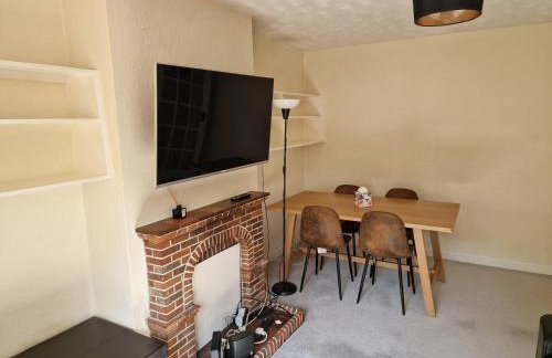 Millmead Apartment in central Guildford with parking - Photo 6