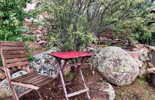 Eagles Nest Casita Luxury king memory foam bed feather pillows & duvet Amazing views, private balcony, Great location & Dog friendly - Foto 59