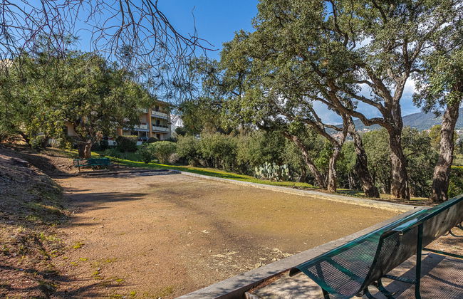 1 bedroom Apartment in Bormes-les-Mimosas with swimming pool and garden - Photo 21