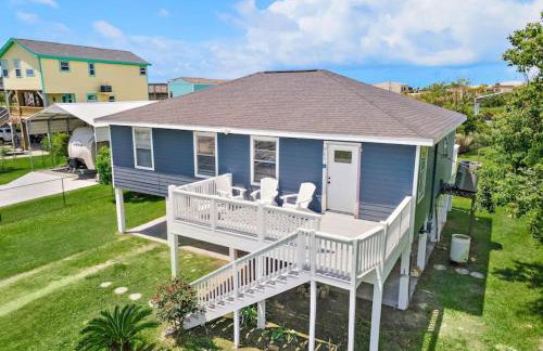 Cozy and charming getaway with deck, close to beach - Foto 3