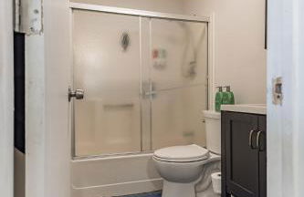 Two Brooks Lodge - Foto 13