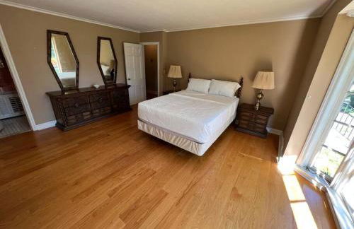 Serene Stay - Stylish House Close to NYC - Foto 38