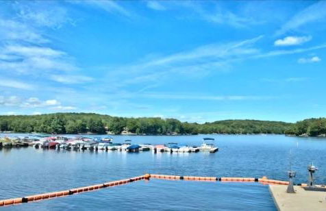 The Hut House 3BR 3BA Game Room Massage Chair - Foto 17