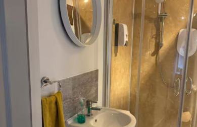 Unique, Large 2 bedroom Flat - Foto 10