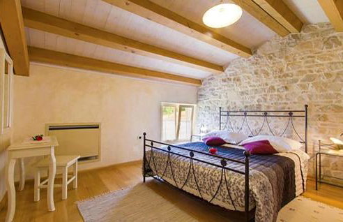 Awesome Home In Labin With Sauna - Photo 41