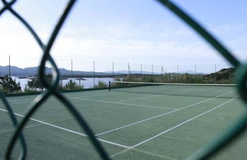 CASA MUGHETTO R5055 WiFi, seafront, private sea access, swimming pool - Foto 70