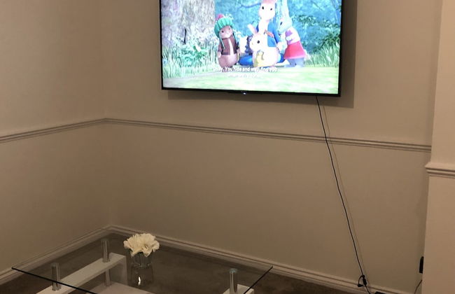 Lovely 3-bed House in Chafford Hundred - Photo 7