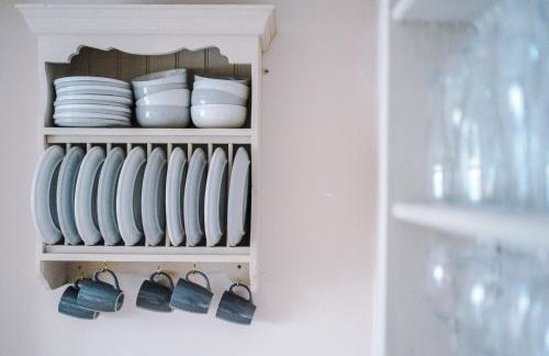 Relaxing 3 Bedroom Chester Home with garden - Photo 38